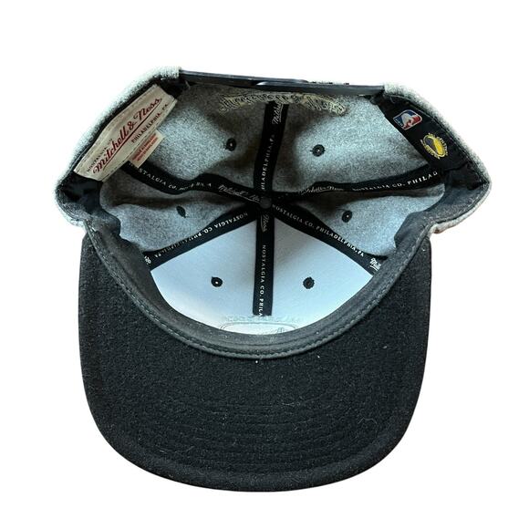 Golden State Warriors Mitchell & Ness Gray Wool Blend Hat Adjustable SnapBack - Picture 3 of 7